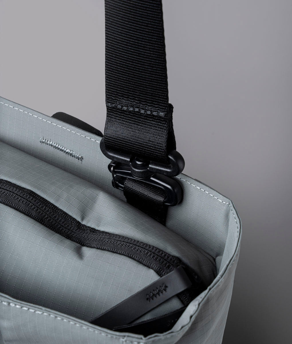 #color_Gray | Axoflux 210D