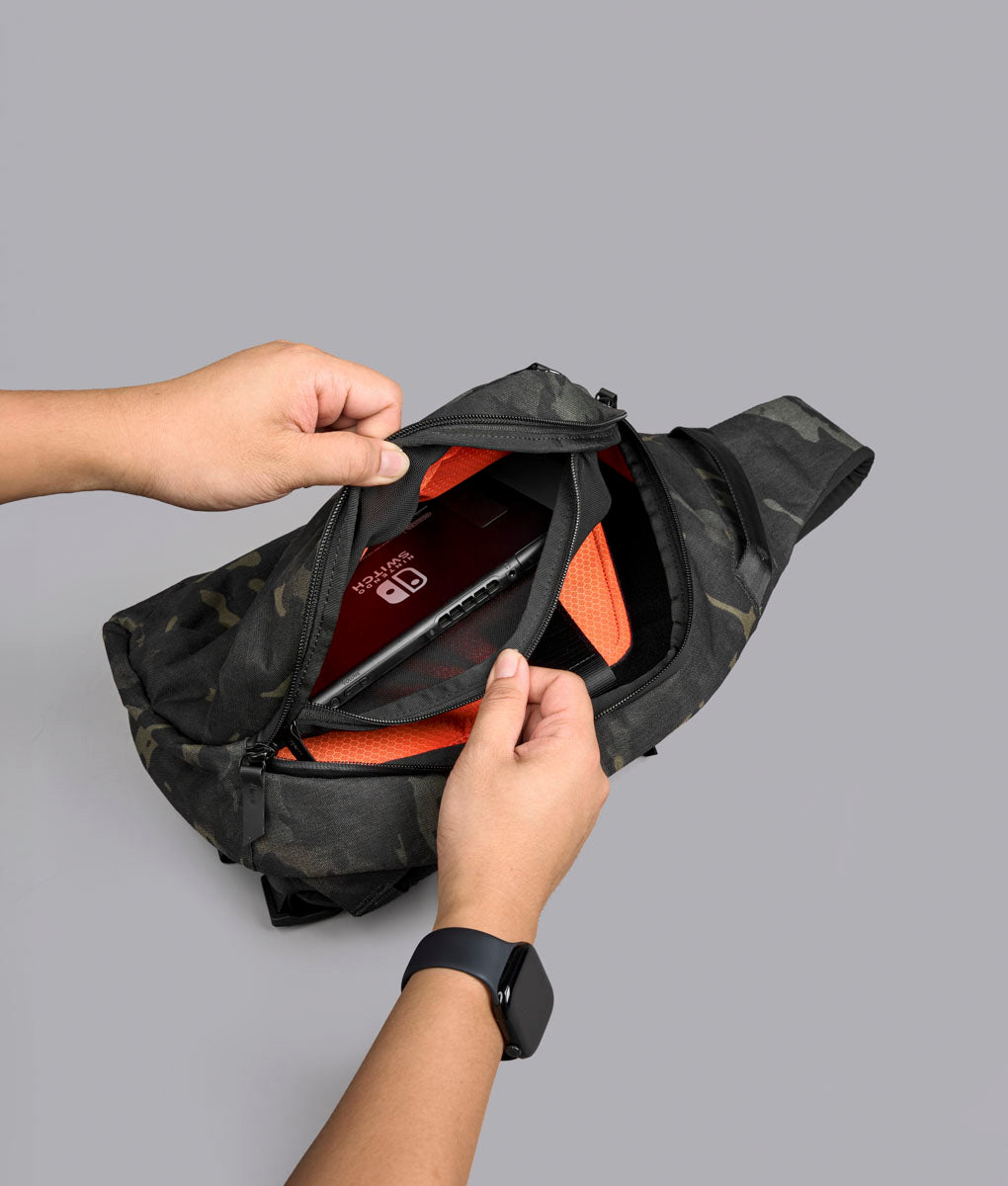 Metro Crossbody (Left) - Multicam Black